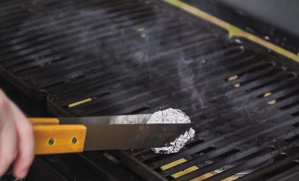 grill-cleaning2